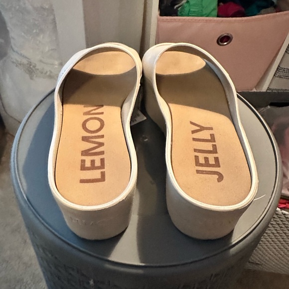 Lemon Jelly platform slides - Picture 3 of 5